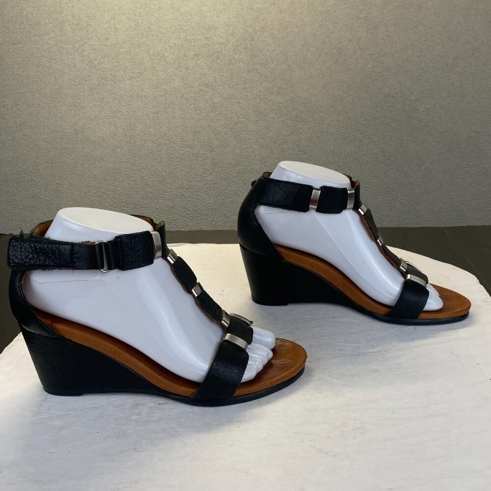 Gentle Souls Black Wedge Sandals